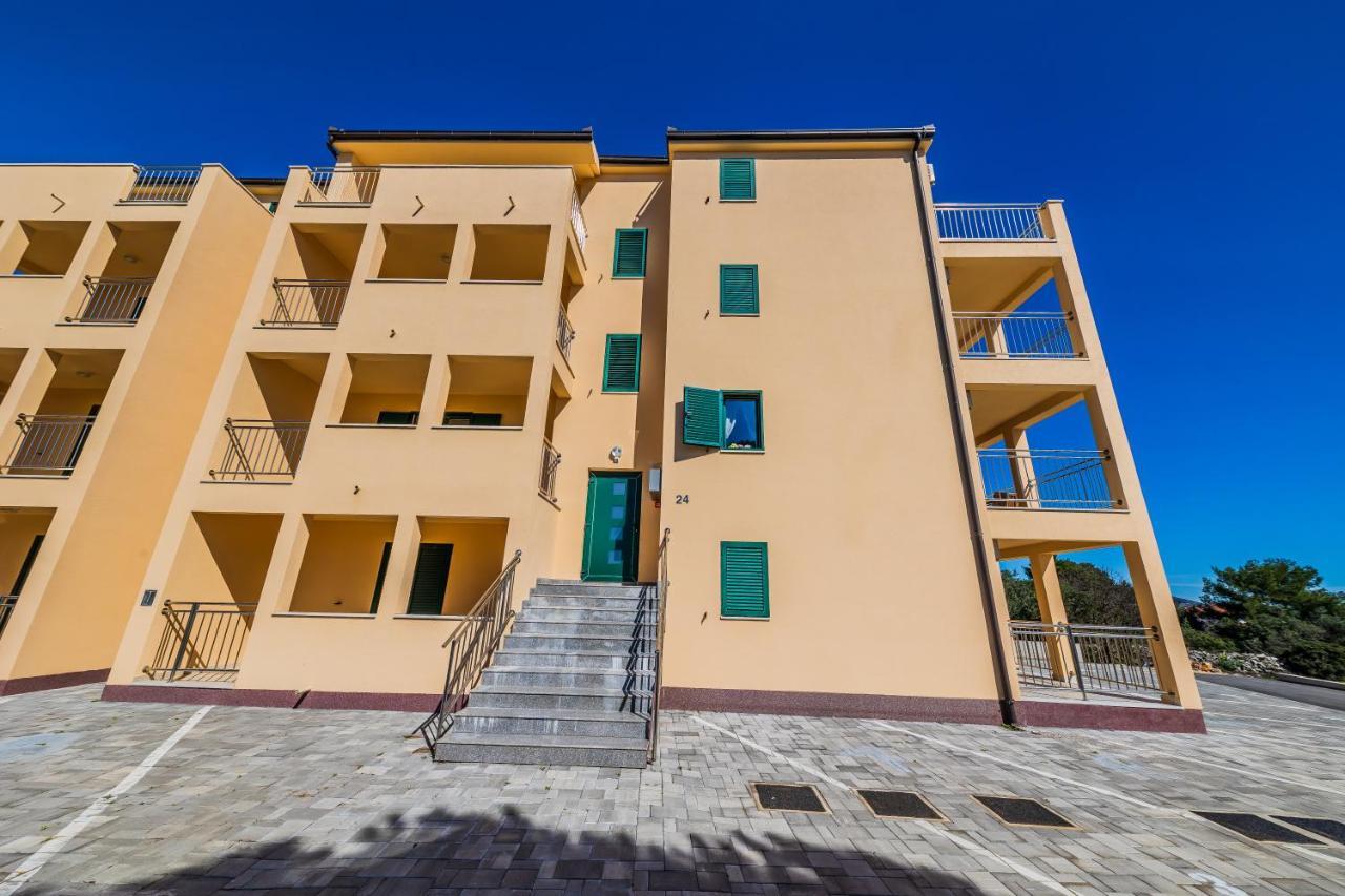 Ivana Apartment Trogir Eksteriør billede