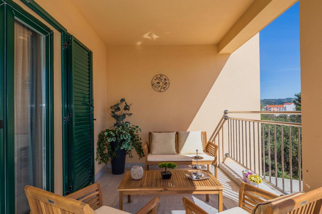 Ivana Apartment Trogir Eksteriør billede